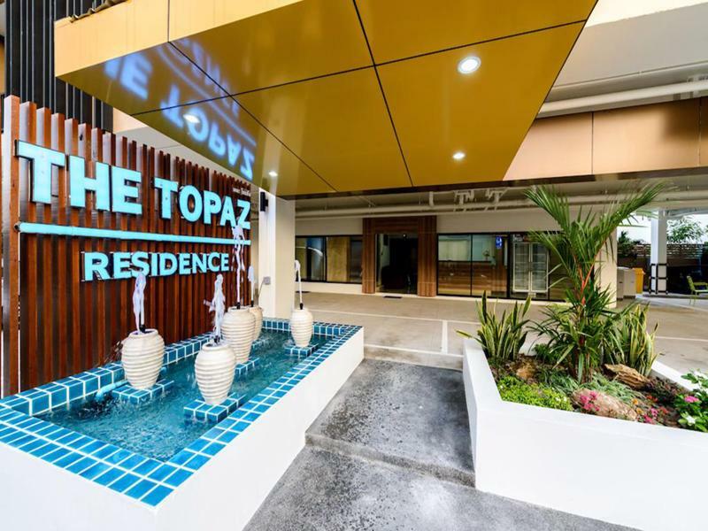 Appart hôtel The Topaz Town